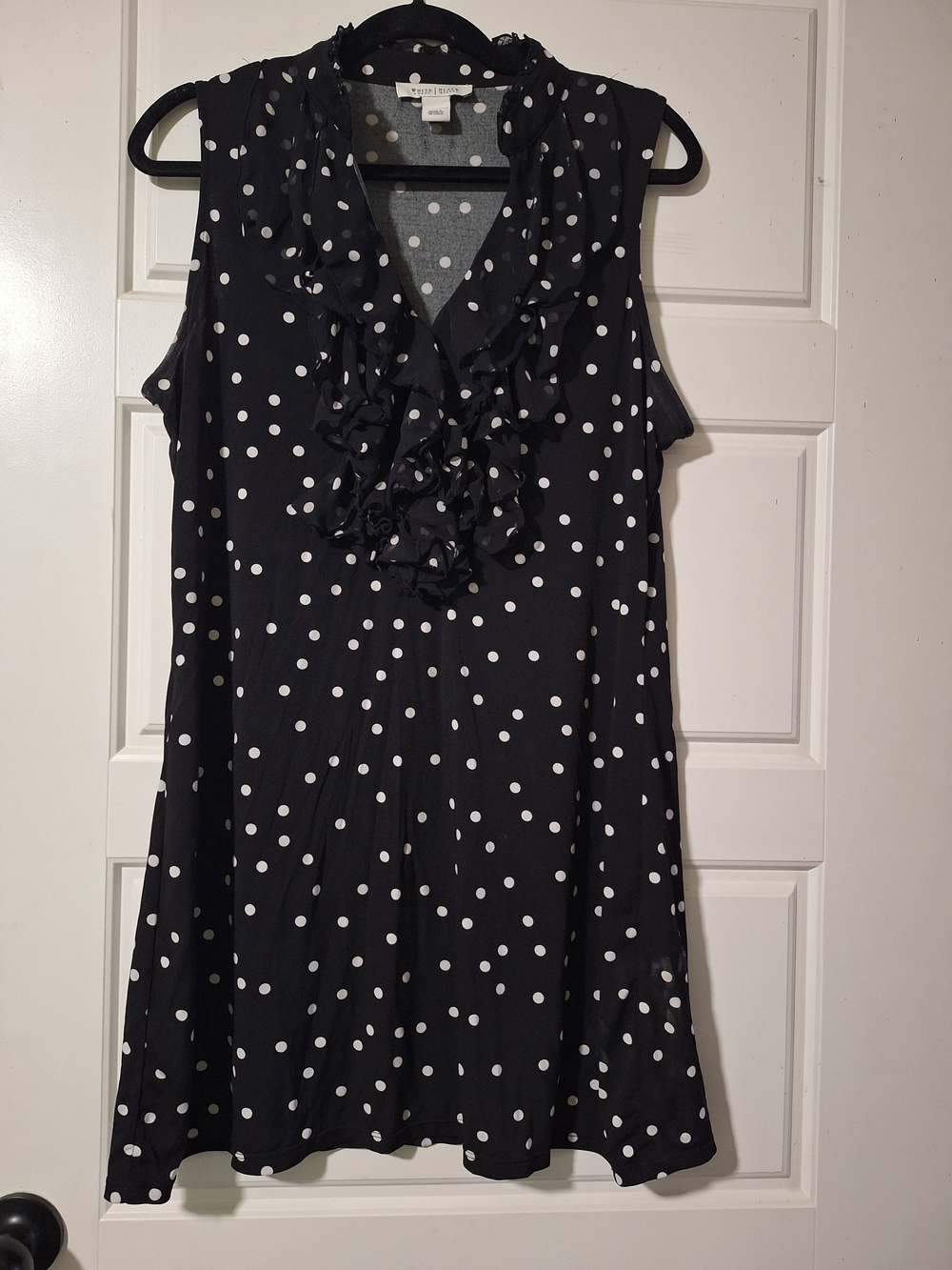 White Polka Dot Ruffle V-Neck Sleeveless Top - White House Black Market